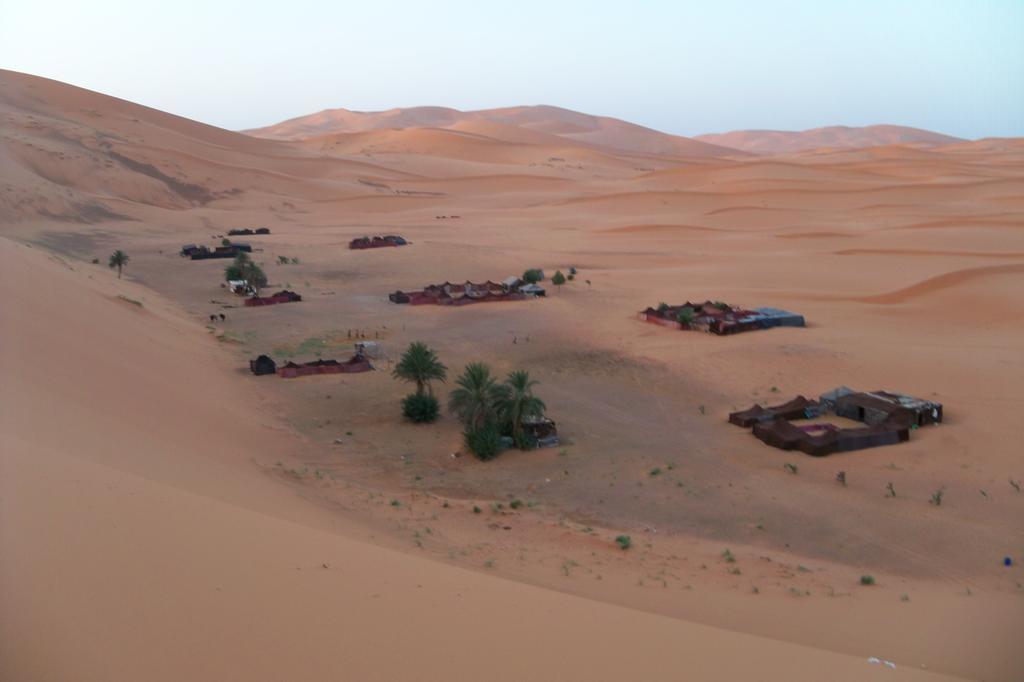 Kasbah Tamariste Bed & Breakfast Merzouga Exterior photo